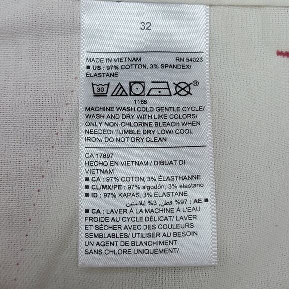 Old Navy Mens Red Flat Front Shorts 32 Ultimate Slim Built in Flex RN# 54023 635 - Picture 10 of 11